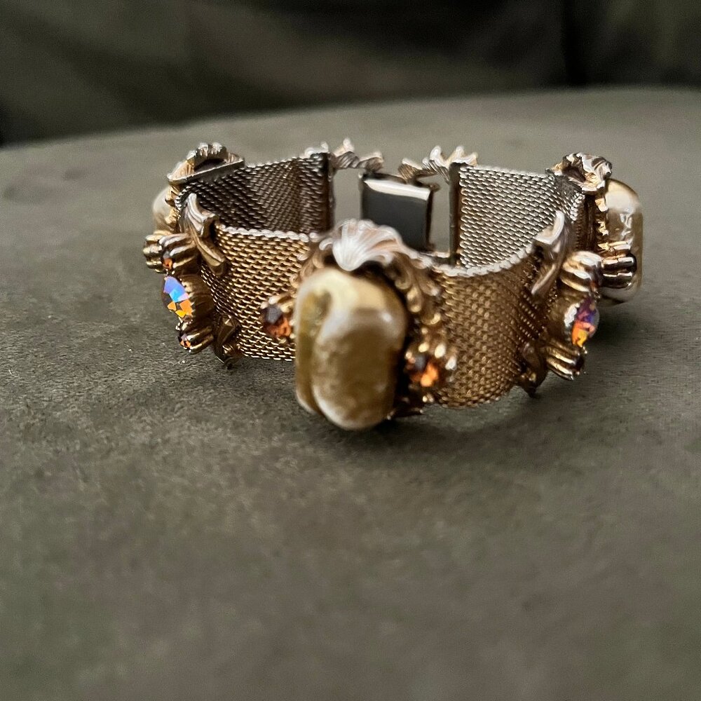 Vintage Gold Tone Mesh Faux Pearl and Rhinestone Bracelet - Picture 3 of 16
